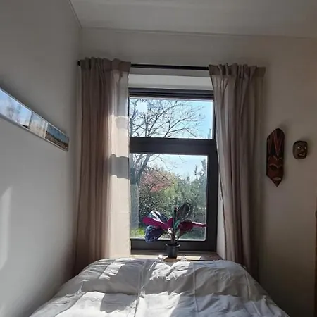 Tussen De Bossen En De Bollenvelden Apartment